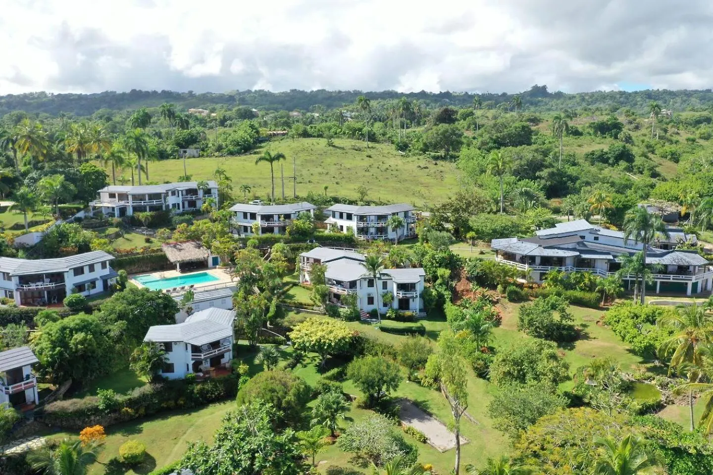 Catalina, Cabrera Oceanview Multi 2 Bd 2 Bath Condo Units With Balcony And Pool 0*,  Dominikana