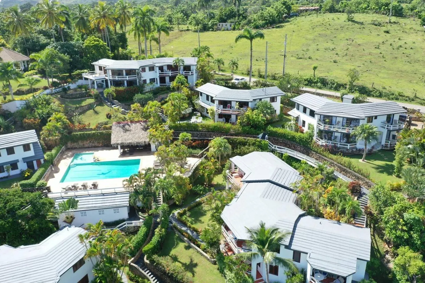 Catalina, Cabrera Oceanview Multi 2 Bd 2 Bath Condo Units With Balcony And Pool Apartament