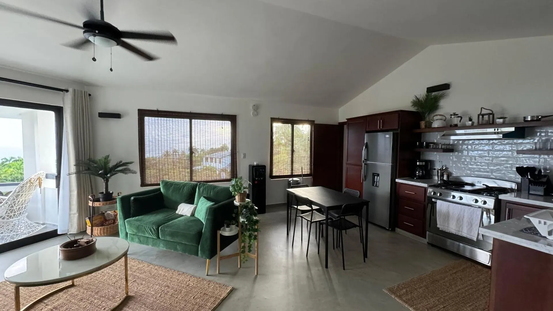 Apartament Catalina, Cabrera Oceanview Multi 2 Bd 2 Bath Condo Units With Balcony And Pool